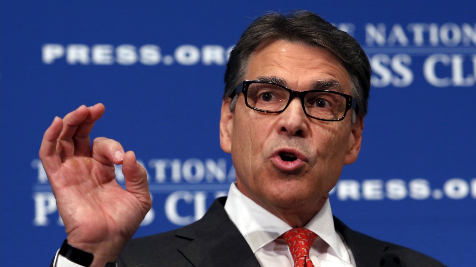 cheats/2016/10/31/report-rick-perry-encouraged-michael-mccaul-to-challenge-ted-cruz/160602-rick-perry-donald-cheat_kiyvxn