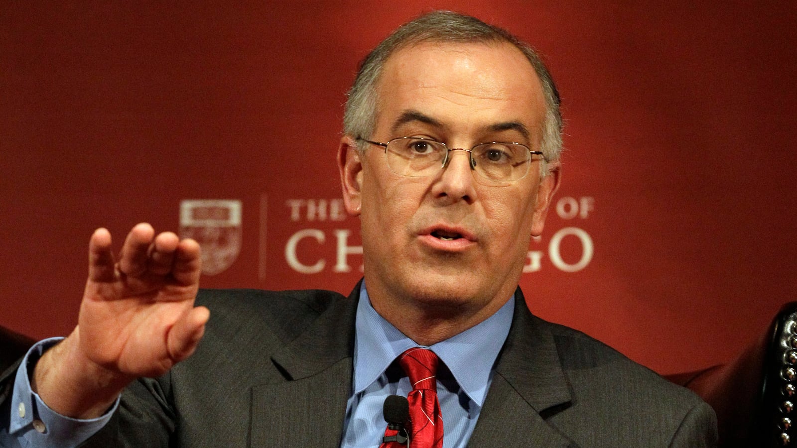 articles/2015/10/19/ta-nehisi-coates-david-brooks-and-the-street-code-of-journalism/151018-stats-brooks-coates-tease_drkn4c