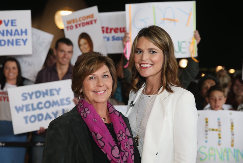 Savannah Guthrie poses alongside her mother, Nancy Guthrie, in Australia in 2015.