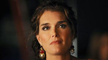 cheats/2009/05/16/brooke-shields-mother-scammed/brooke-shields_wz167a