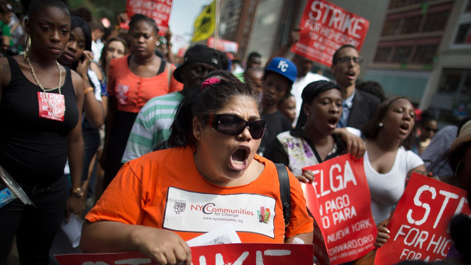 cheats/2013/08/01/fast-food-strikes-spread/130801-fast-food-cheat_rbqnb8