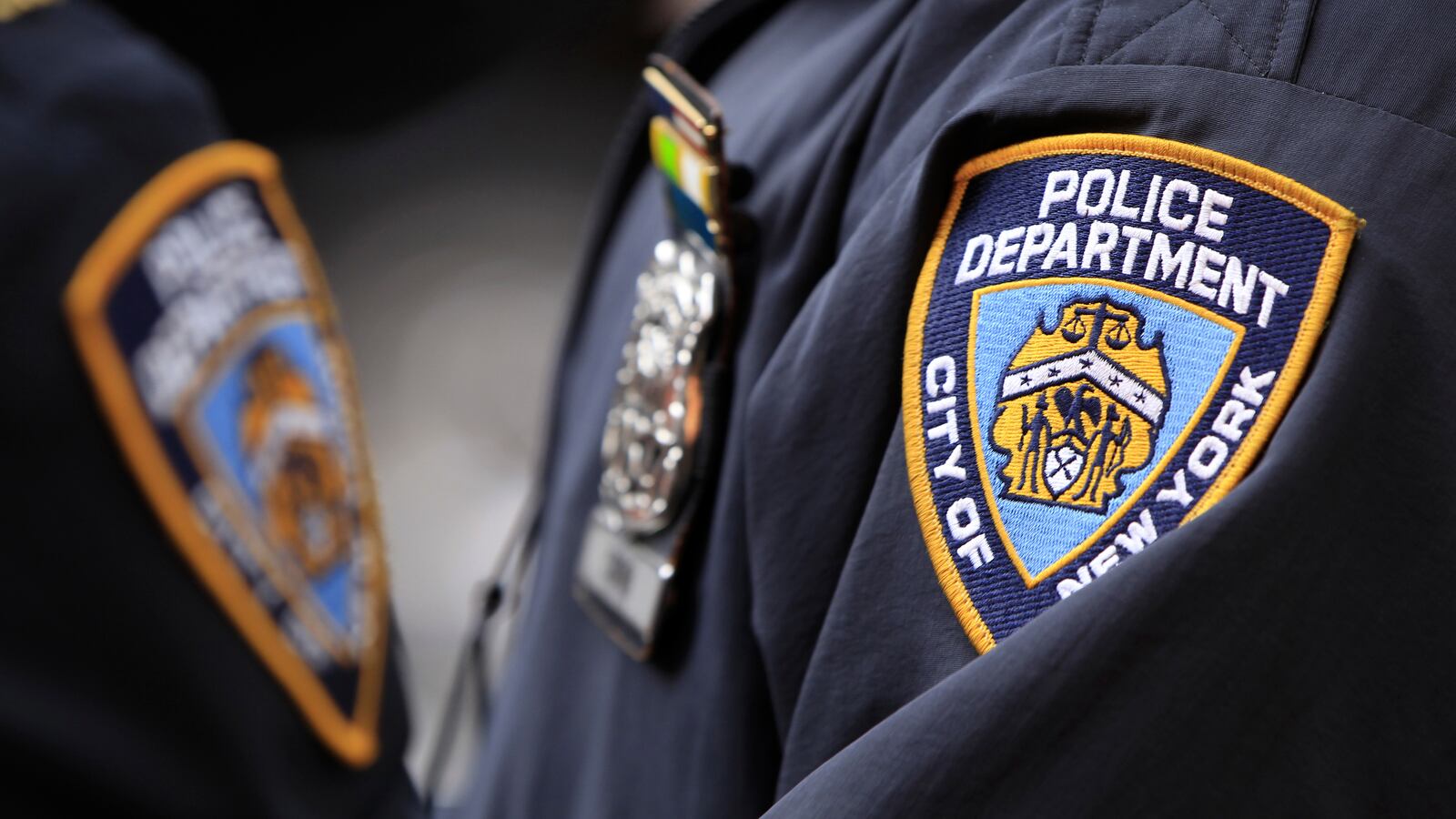 2011-11-03T120000Z_1243948975_GM1E7B403J001_RTRMADP_3_USA_usuyz3