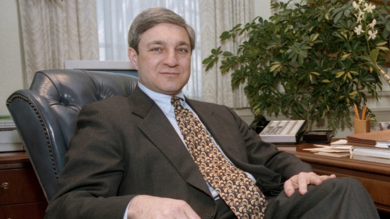cheats/2017/03/24/ex-penn-state-president-guilty-in-sandusky-case/170324-penn-state-cheat_vari3s
