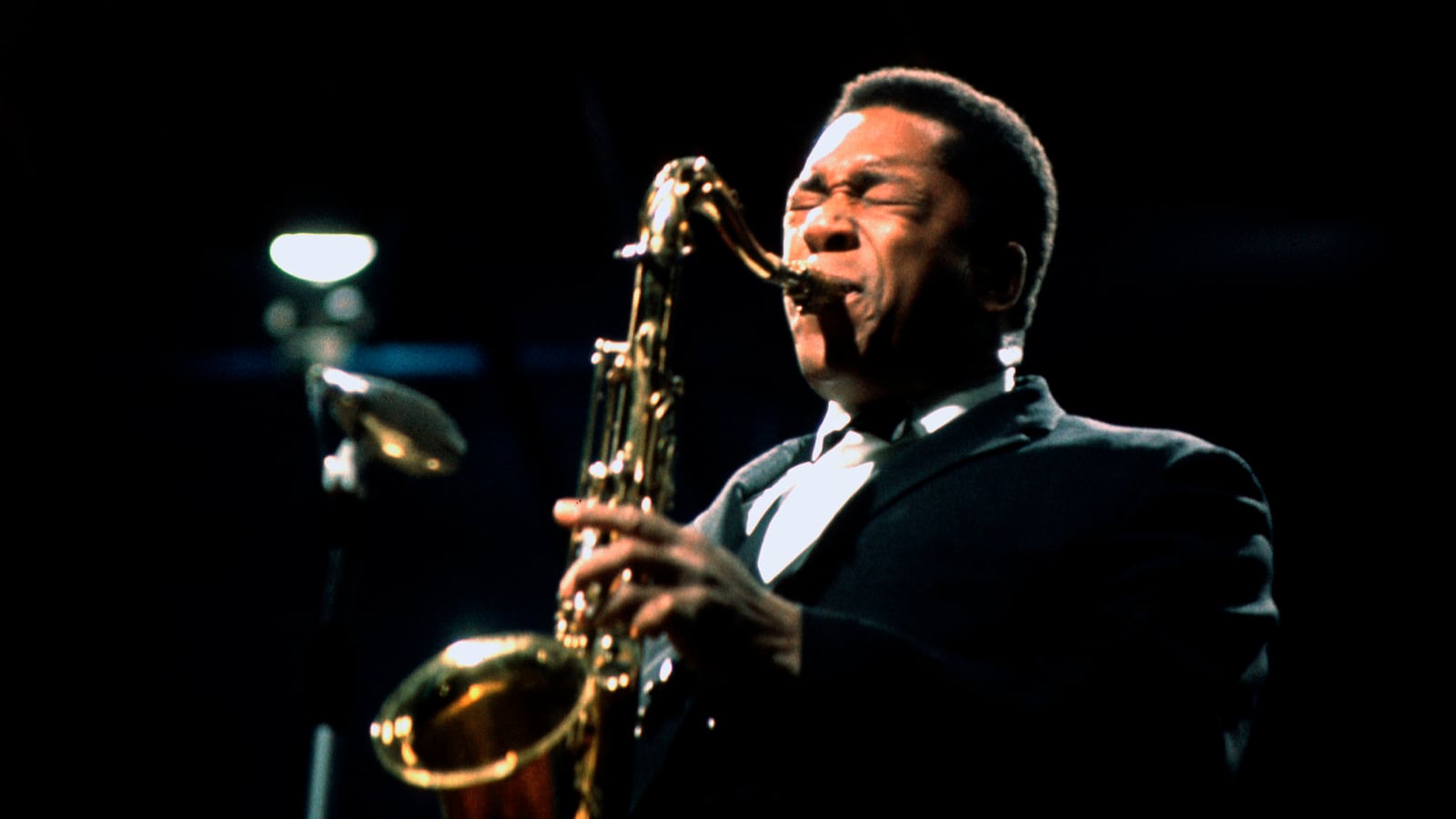 articles/2014/10/18/the-stacks-john-coltrane-s-mighty-musical-quest/141017-Hentoff-coltrane-tease_ypzdo2