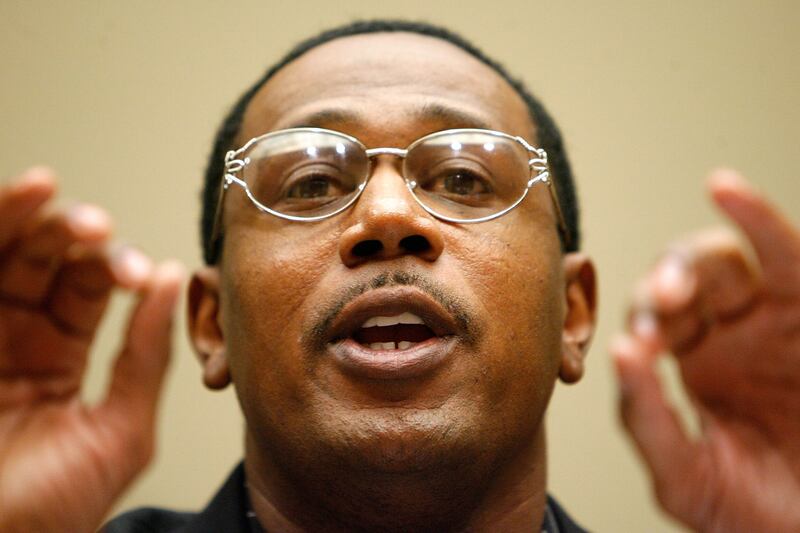 galleries/2014/02/26/celebrities-who-testified-on-capitol-hill-photos/celeb-tesitfy-masterp_wpuv7m