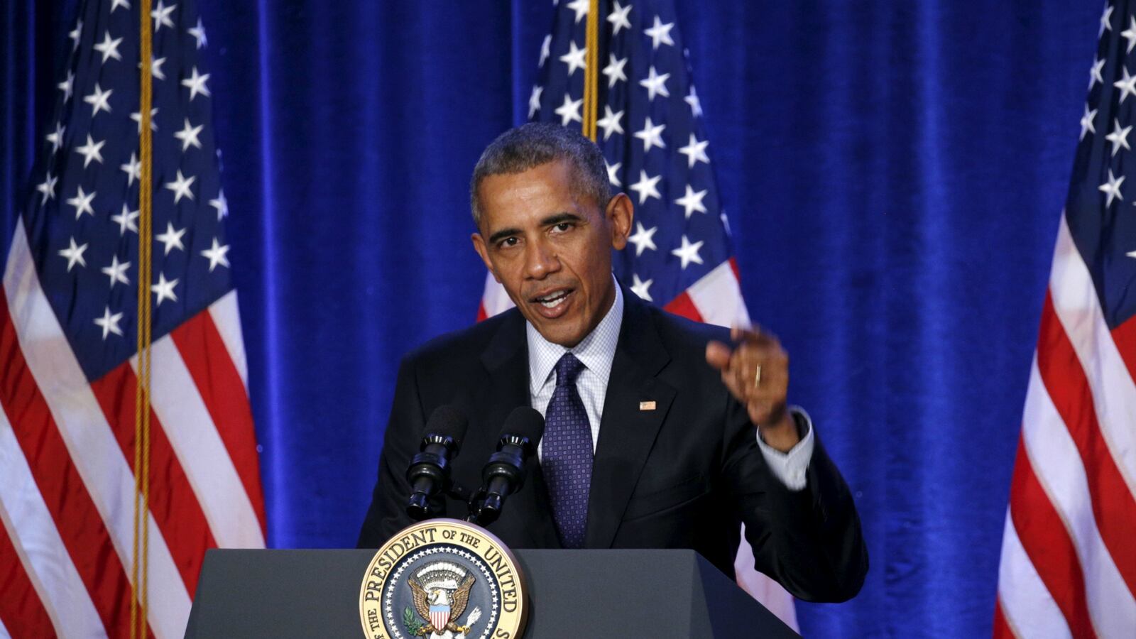 cheats/2016/02/08/white-house-wants-1-8b-to-fight-zika/160129-obama-wage-cheat_nwnt0w