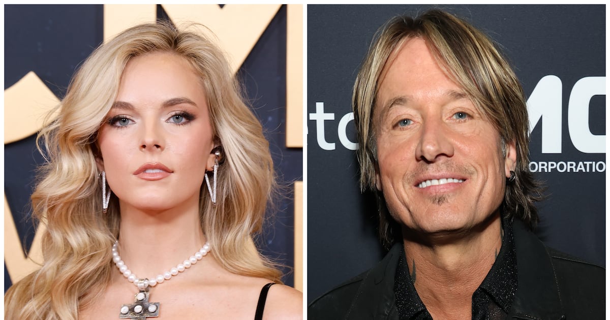 Karleybare Reeves Keith Urban, 58, Romantically Linked to Another 25-Year-Old Karley ...