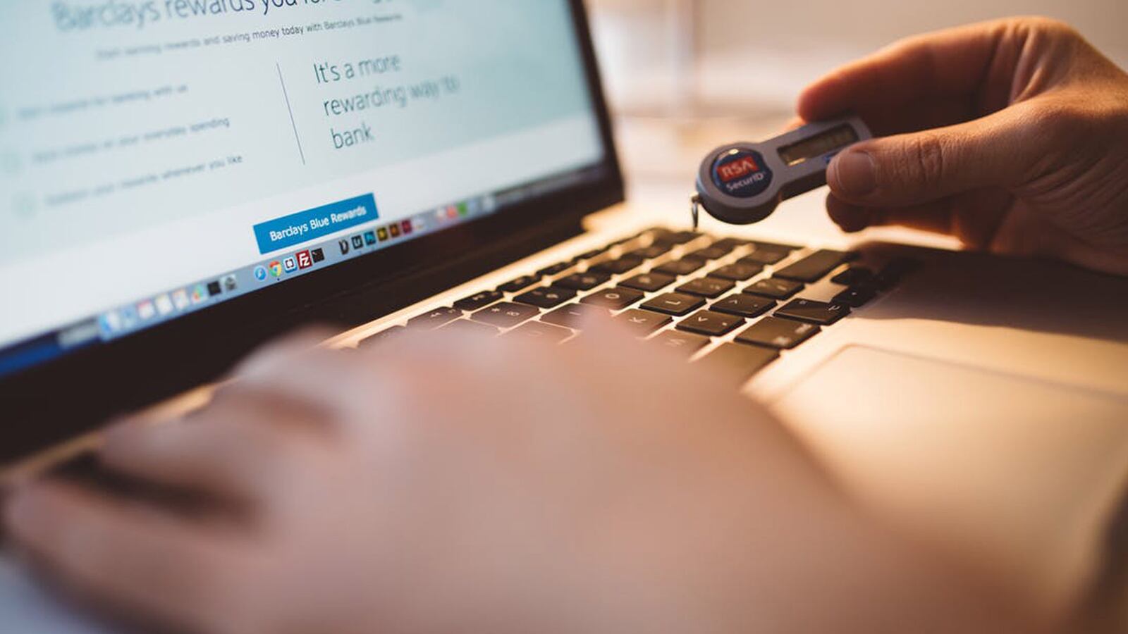 20170912_private_vpn_hero_image_wbqls7