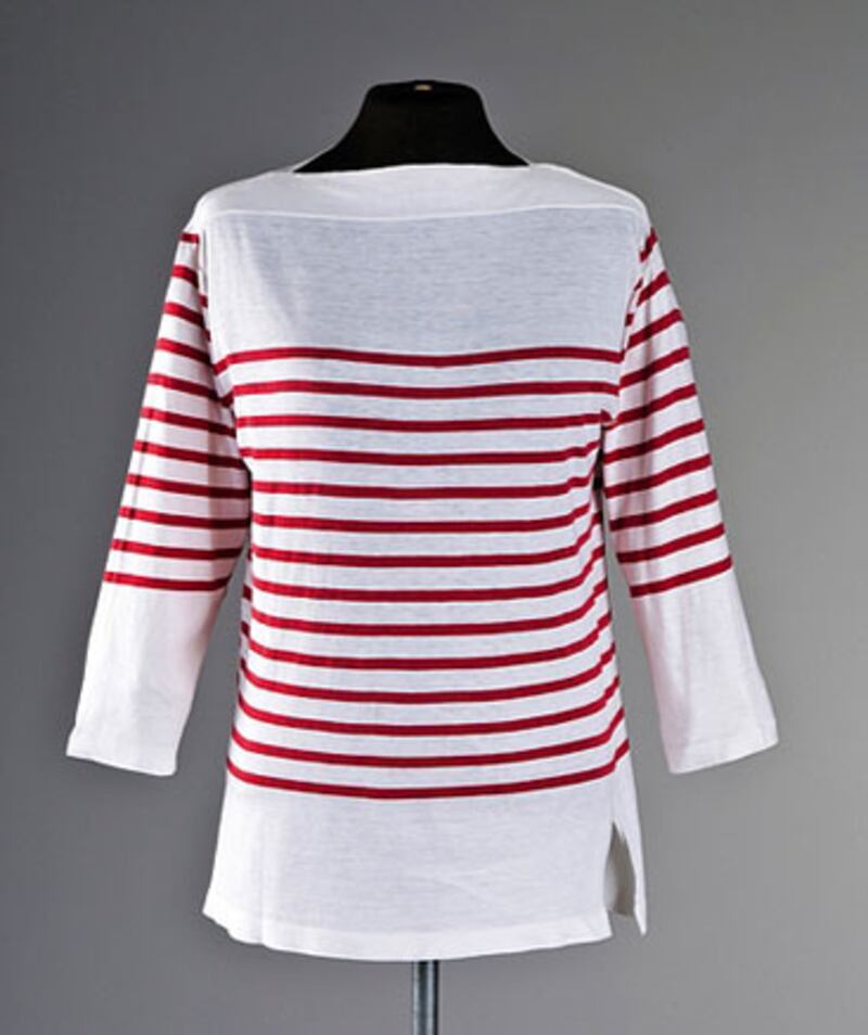 galleries/2009/12/09/audrey-hepburn-auction/audrey-hepburn-12_lnukab