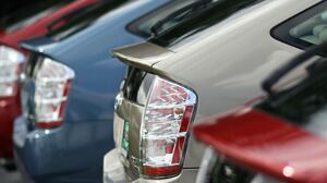 cheats/2010/03/09/runaway-prius-speeds-to-90-mph/prius-3_izoxfo