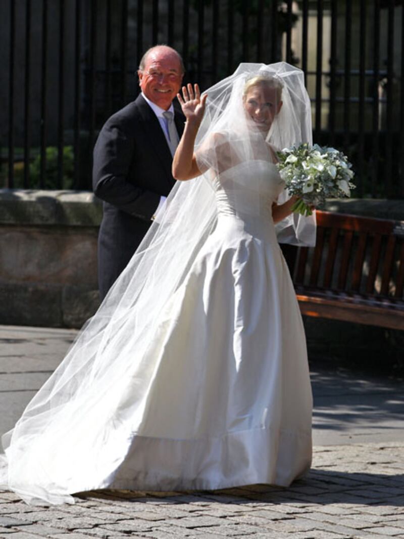 galleries/2011/07/30/zara-phillips-mike-tindall-wed-photos/zara-dad-phillips-wedding_fozqiw