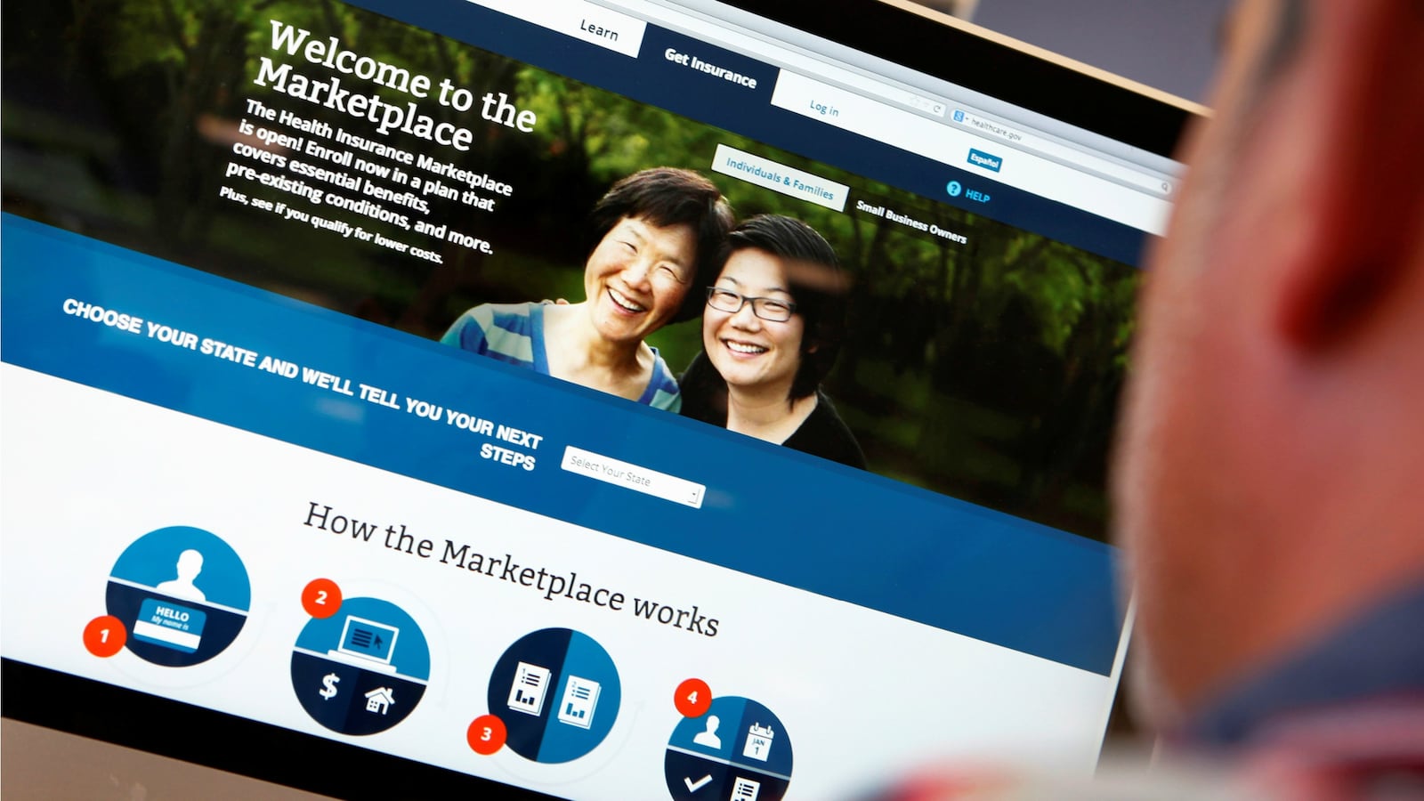 171106-obamacare-signups-open-enrollment-cheat_f1skmh