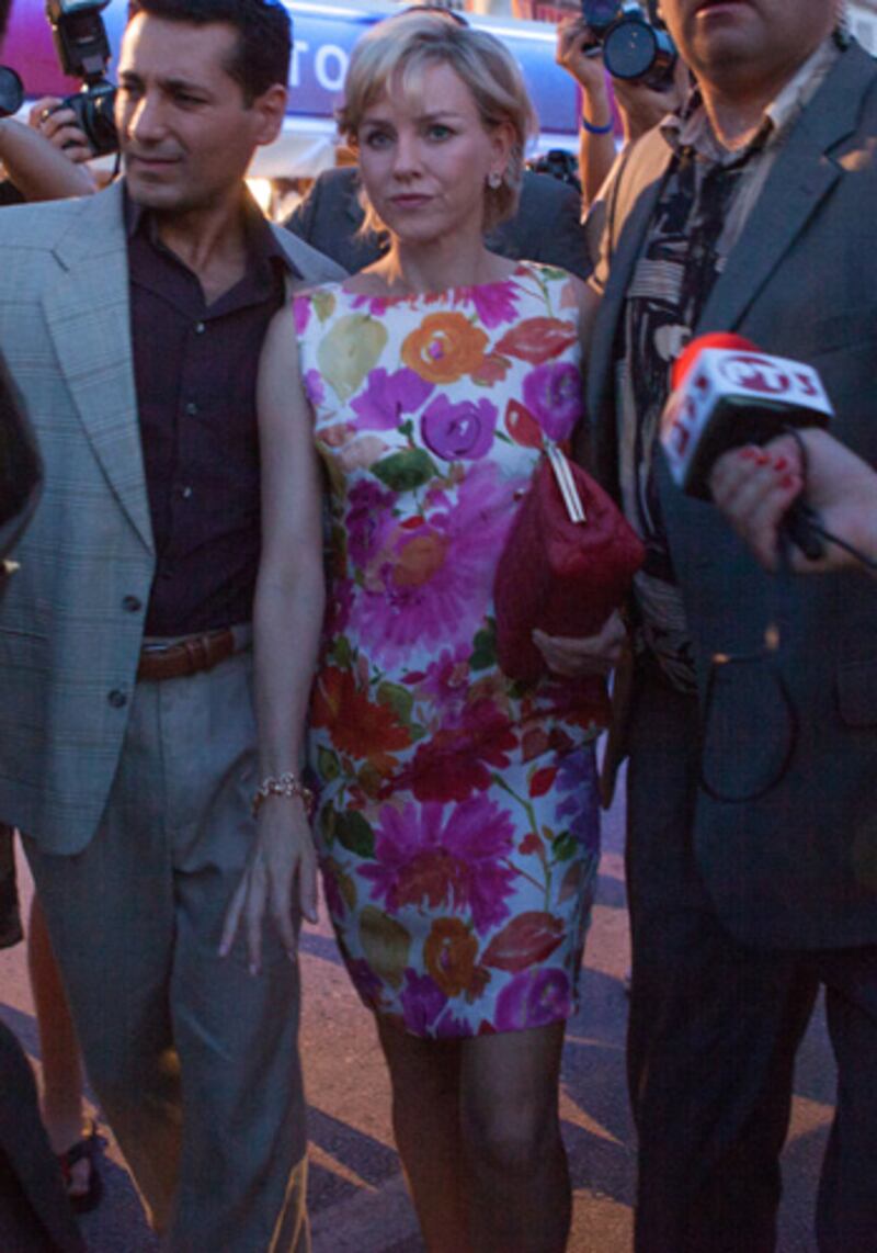 galleries/2013/10/28/how-princess-diana-s-favorite-designer-recreated-her-dresses-for-naomi-watts-movie-photos/naomi-flowers_t6sf6q