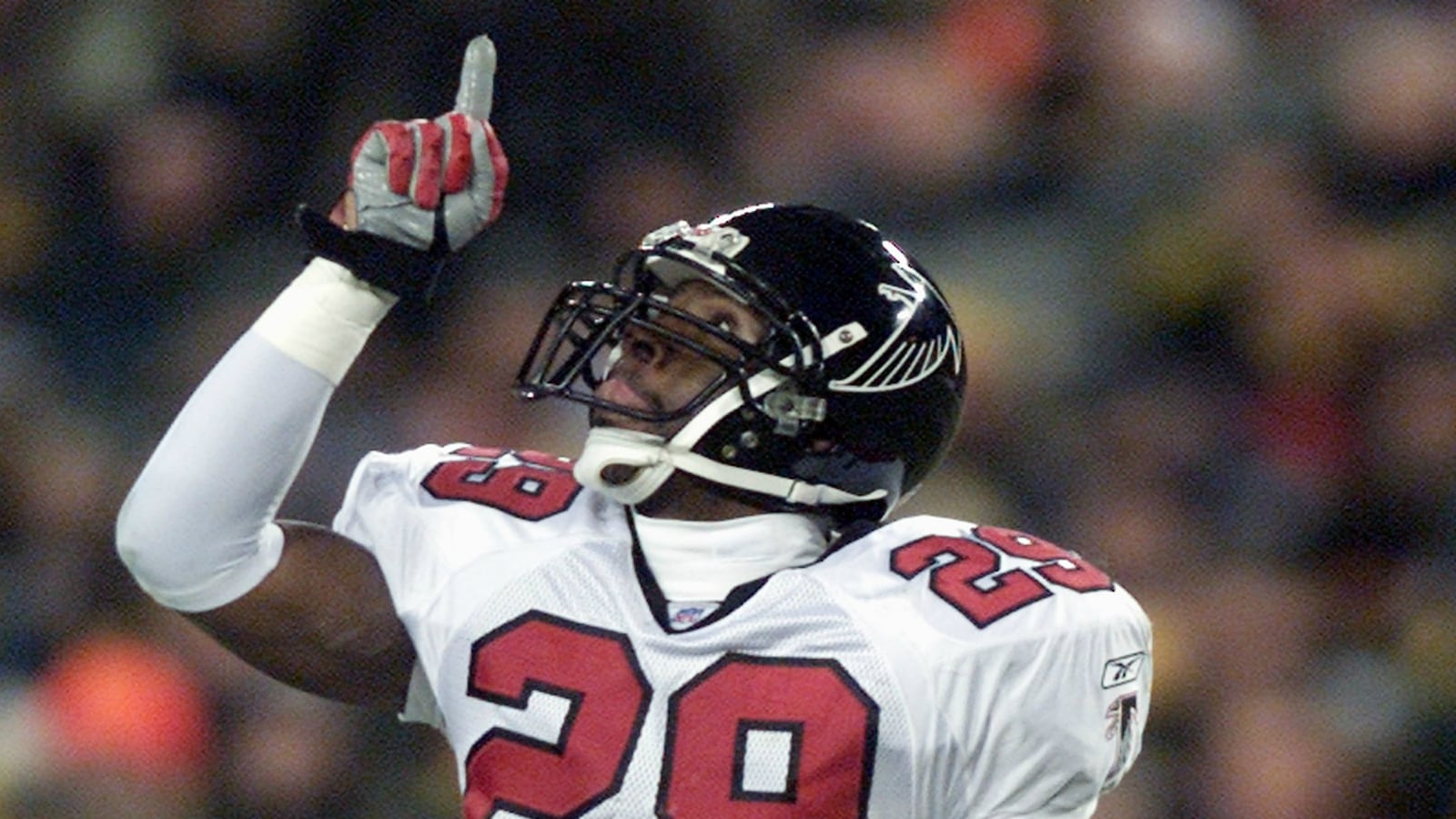 cheats/2016/12/30/former-nfl-player-keion-carpenter-dies-at-39/161229-carpenter-dead-39-cheat_xtqacz