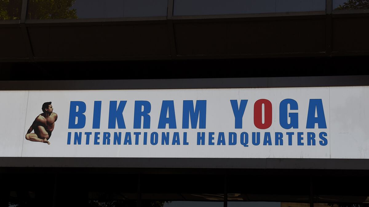 cheats/2016/01/26/bikram-founder-loses-sex-harassment-case/160126-bikram-yoga-cheat_q46liv