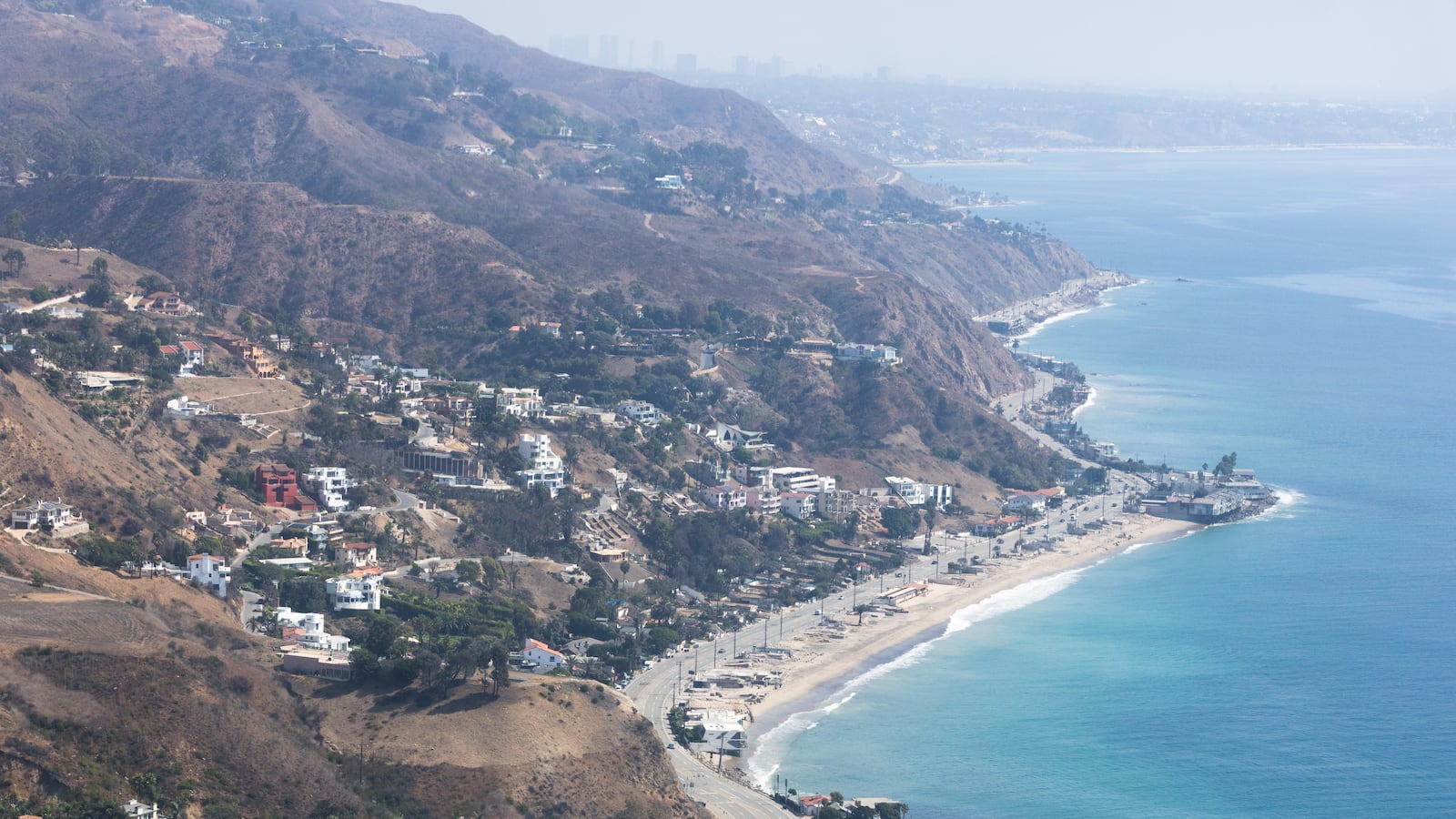 MALIBU, CA - OCTOBER 08: An aerial view of Pacific Coast Highway in Malibu on Wednesday, Oct. 8, 2025. (Myung J. Chun / Los Angeles Times via Getty Images)