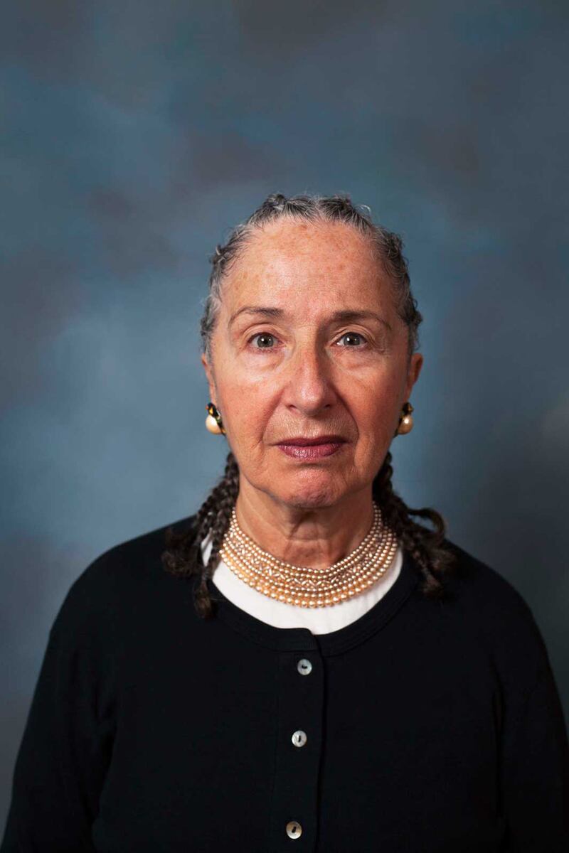 galleries/2013/10/19/white-women-black-hair-photos-from-endia-beal-s-can-i-touch-it/131018-white-women-black-hair-charlotte_he2b4s