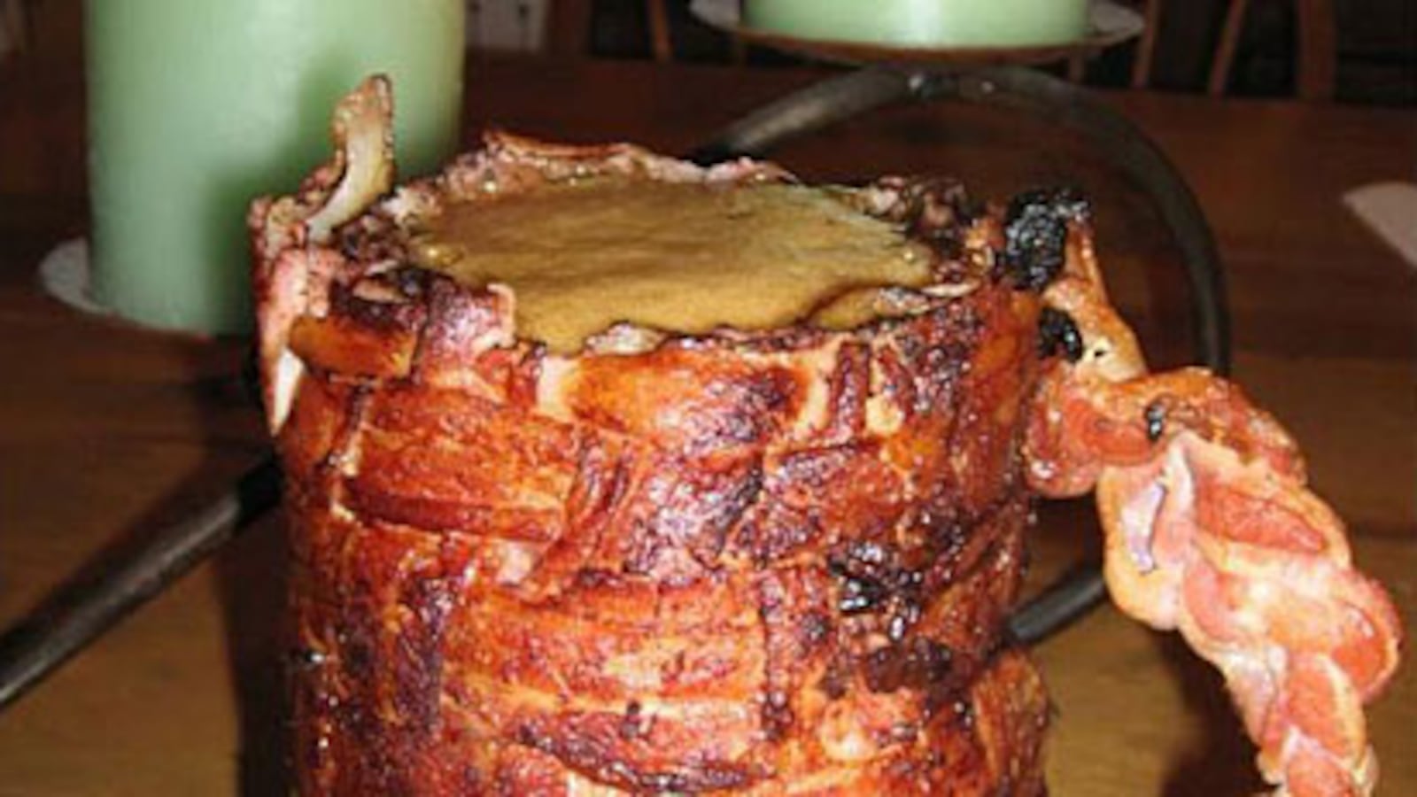 galleries/2010/02/22/bacon-jumps-the-shark/bacon-mug_pgzvyu