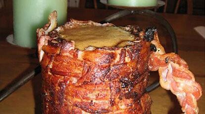 galleries/2010/02/22/bacon-jumps-the-shark/bacon-mug_pgzvyu