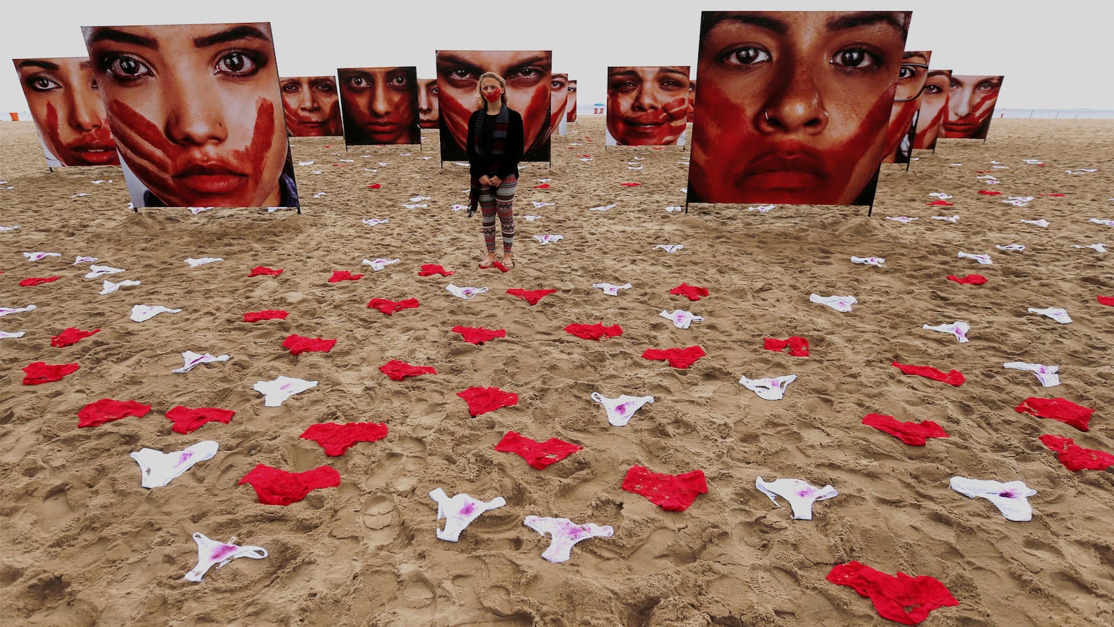 galleries/2016/06/09/activists-launch-no-more-rape-campaign/160609-brazil-no-more-rape-01_xqh2lm