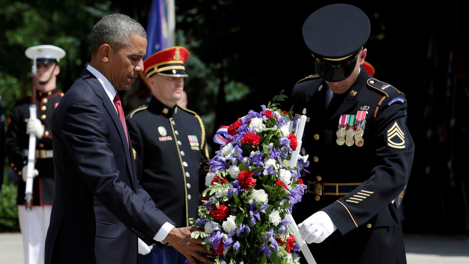 articles/2016/05/30/america-is-still-a-gift-to-the-world/160530-barnicle-remember-tease_qche0c