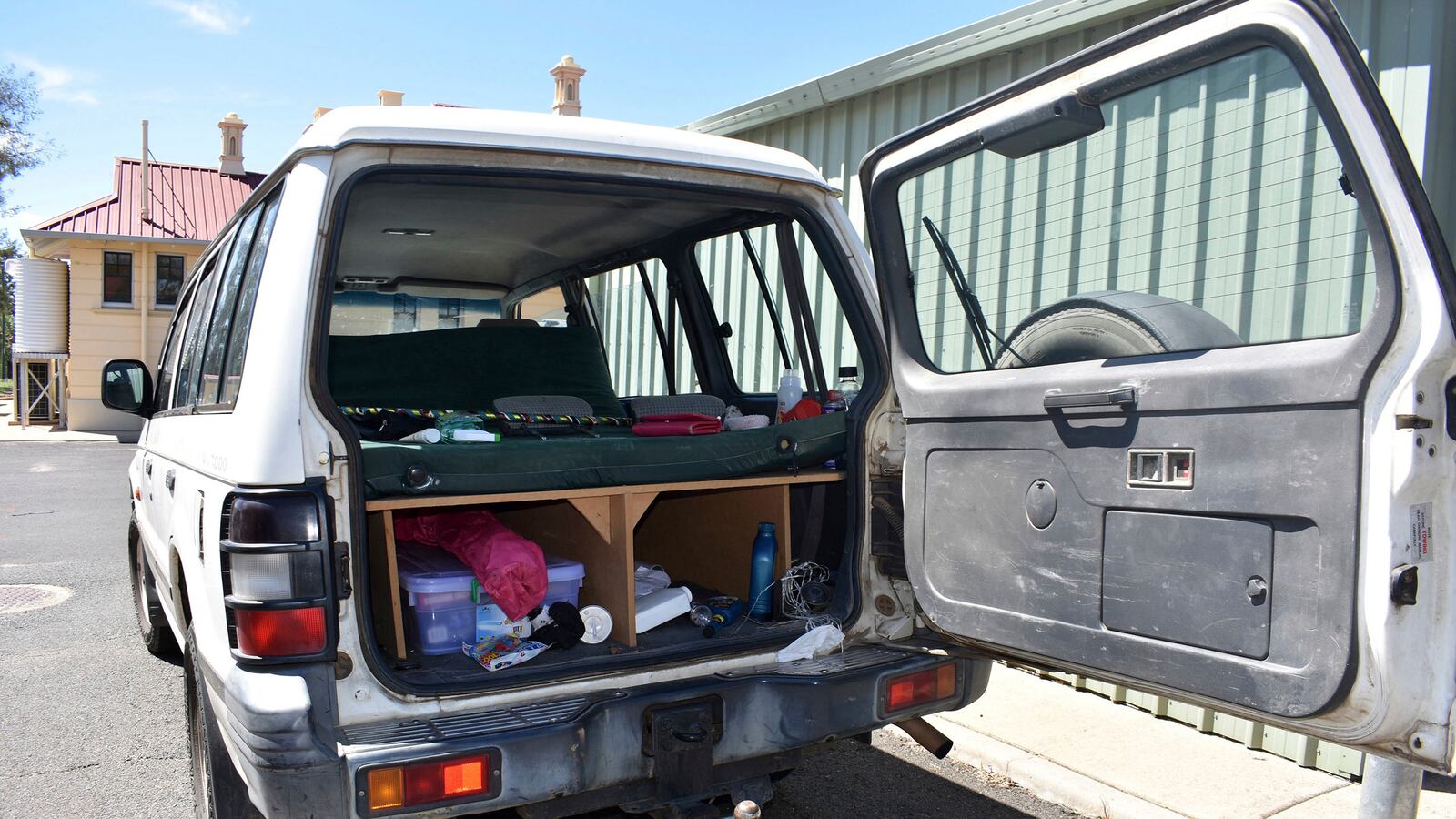 articles/2017/03/07/british-backpacker-held-as-sex-hostage-in-australia/170307-barbie-australian-backpacker-tease_jfo8gc