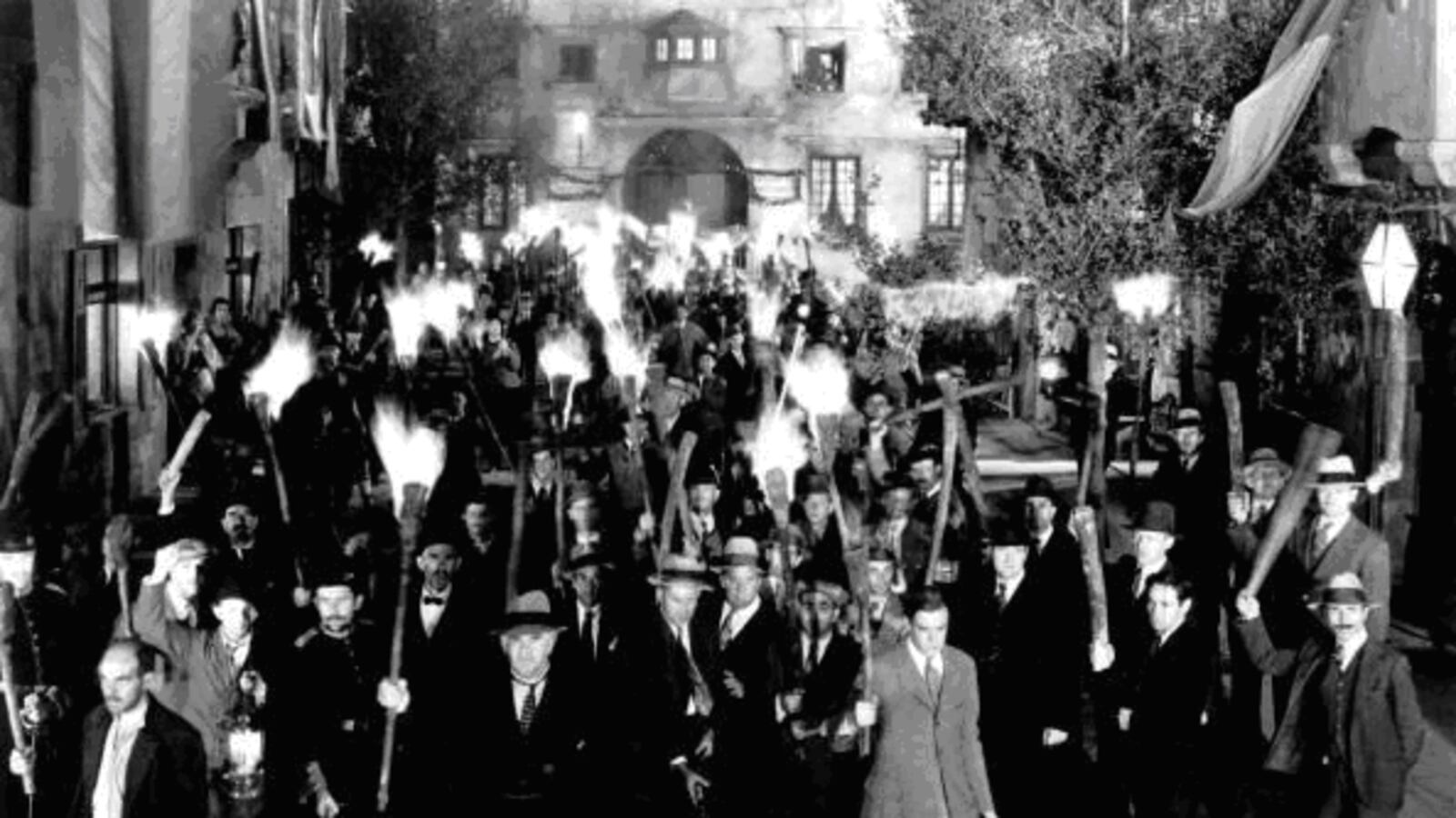 articles/2012/08/13/response-to-comments/angry-mob_e6oy13