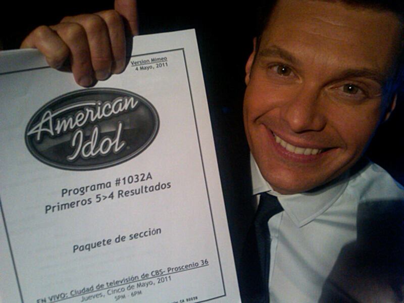 galleries/2011/05/12/celebrity-twitter-photos/twitpi513---seacrest_dlb39s