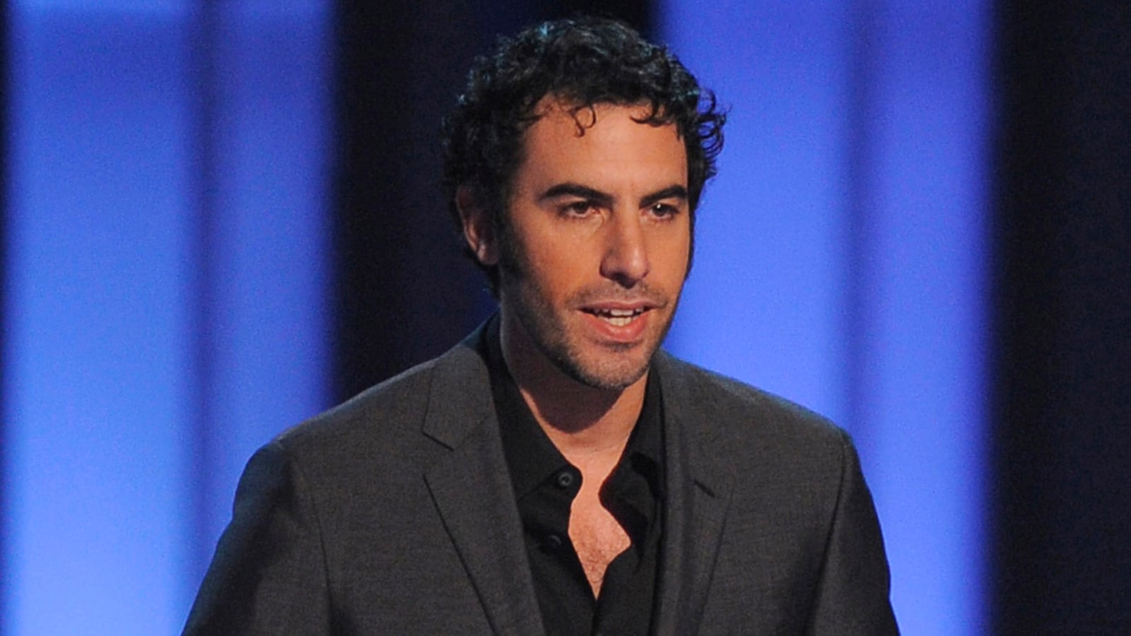 cheats/2013/03/30/sacha-baron-cohen-becomes-landlord/130330-MASTER-OF-HOUSE-cheat_hizr05