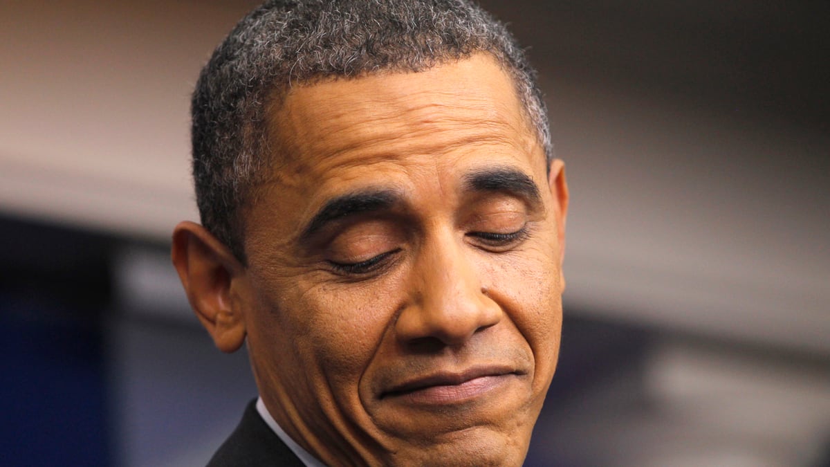 cheats/2012/04/16/poll-obama-leads-mitt-by-9-points/obama-beating-romney-cheat_vi4dco