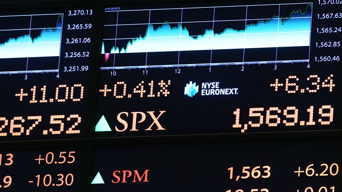 cheats/2013/07/16/s-p-500-index-snaps-eight-day-climb/sp500-falls-cheat_rkzc8a