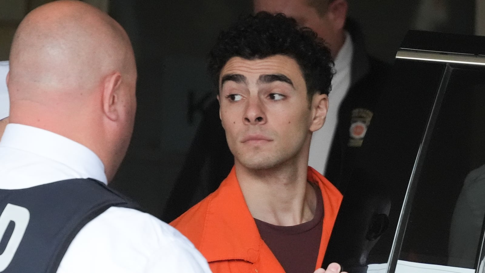 Murder suspect Luigi Mangione has had a shave and a haircut.