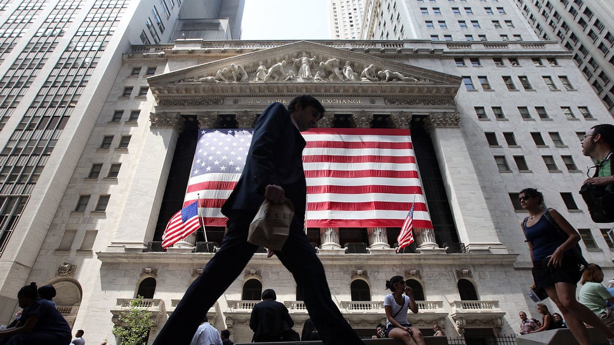 cheats/2012/02/03/s-e-c-letting-large-banks-off/sec-letting-large-banks-off-the-hook-cheat_q0puo3