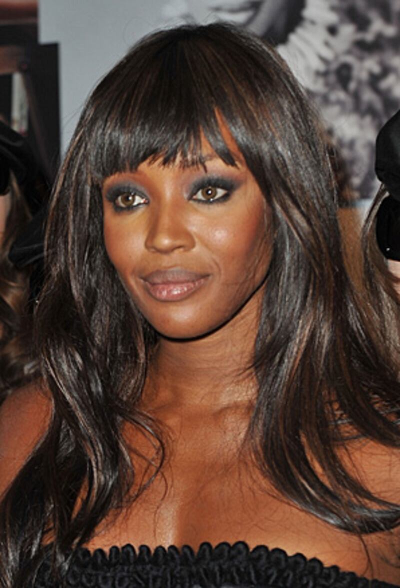 galleries/2010/12/06/worst-celebrity-passengers/worst-celeb-passengers---campbell_rxjidl