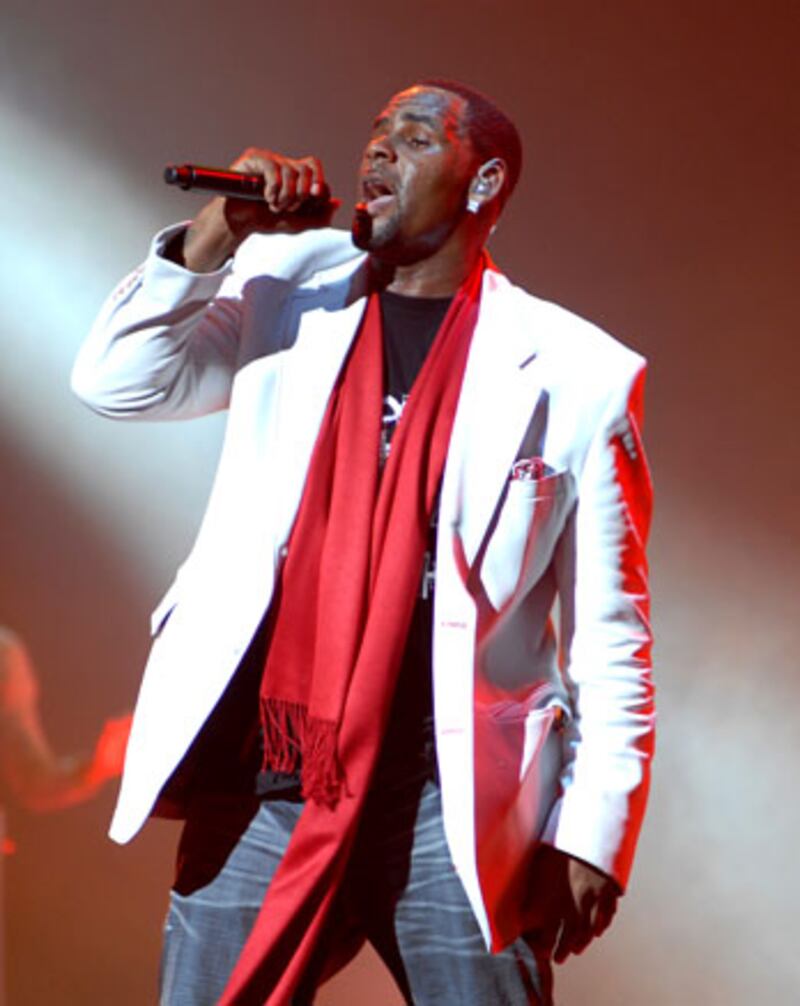 galleries/2009/12/10/the-week-in-culture/week-in-culture---r-kelly_x3fj4f