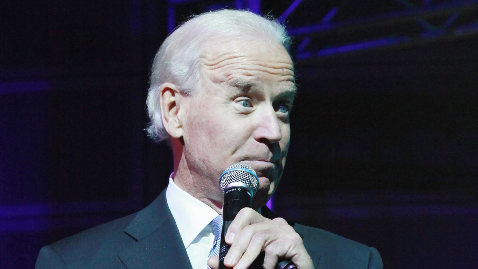cheats/2013/01/21/biden-hints-at-2016-run/130121-biden-president-gaffe-cheat_vlyznd