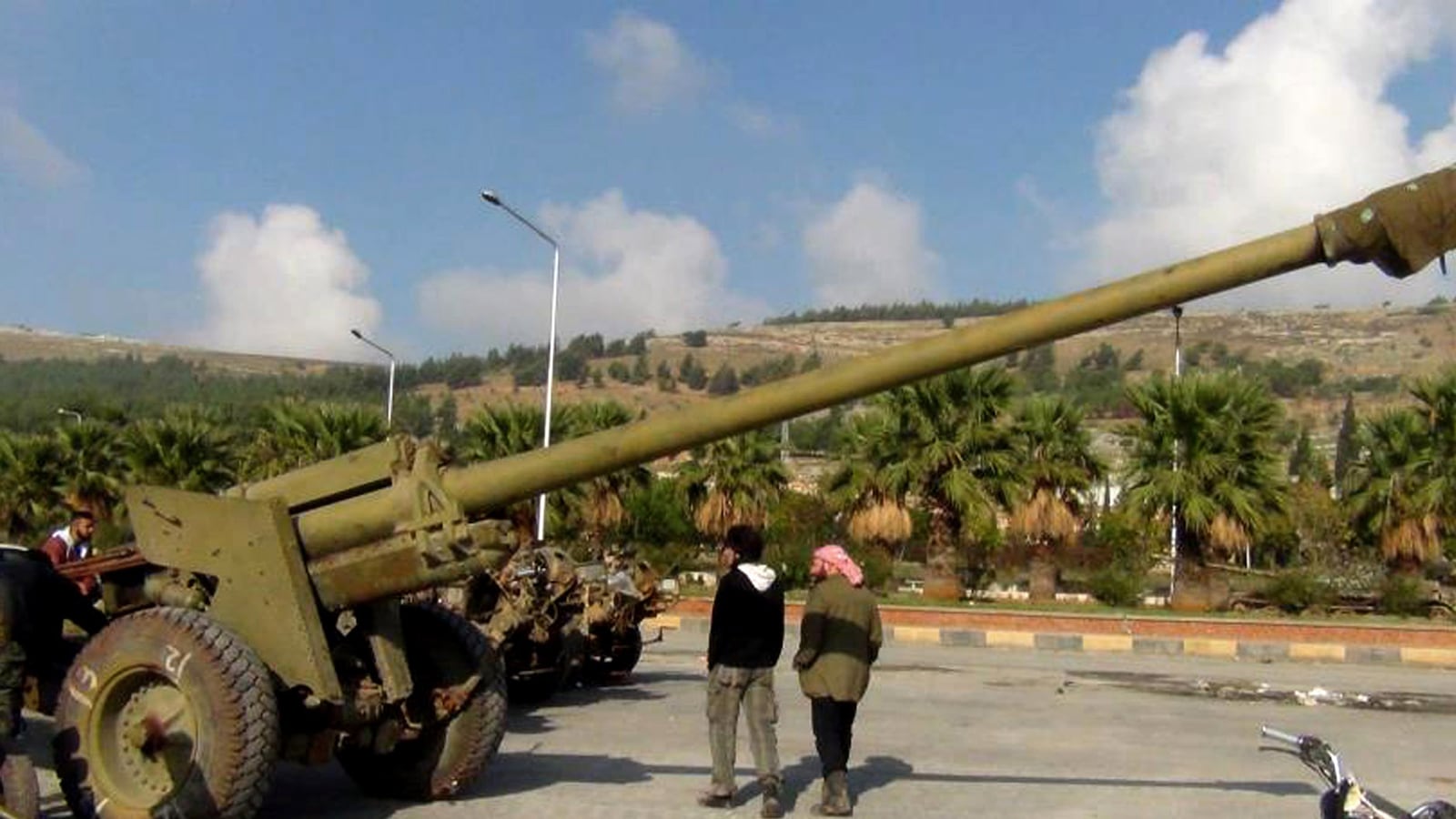 cheats/2012/11/26/syrian-rebels-seize-dam/syria-rebels-claim-capturing-base-dam-cheat_po6xyo