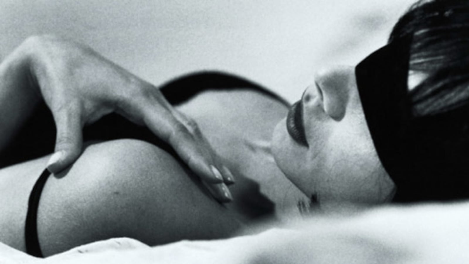 articles/2012/03/17/50-shades-of-grey-a-self-published-e-book-is-the-future-of-publishing/50-shades-of-grey-skurnick_yzidvc