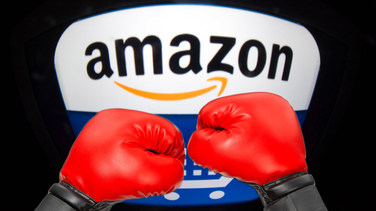 articles/2014/06/08/amazon-s-fight-with-hachette-strands-an-author-in-the-crossfire/140607-shafer-amazon-author-tease_wez3hl