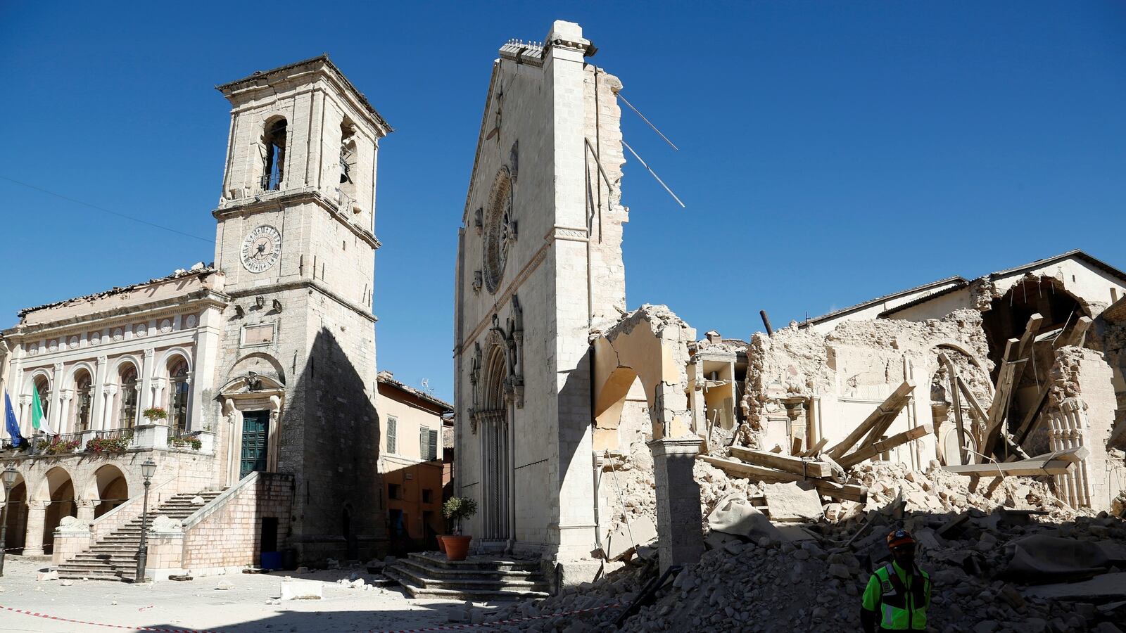 cheats/2016/11/07/art-thieves-loot-quake-hit-italian-church/161107-italy-church-cheat_il6prg