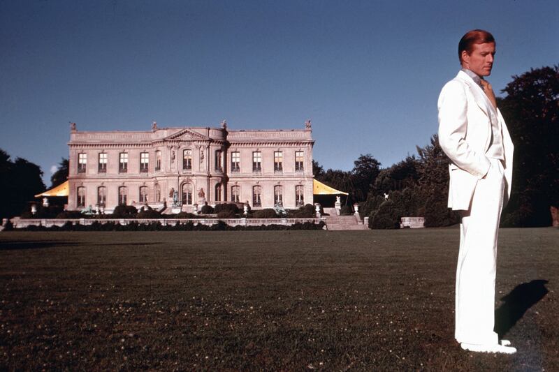 galleries/2013/01/27/the-other-downton-abbeys-nine-illustrious-houses-in-fiction-photos/dowton-abbey-houses-west-egg_pxqh88