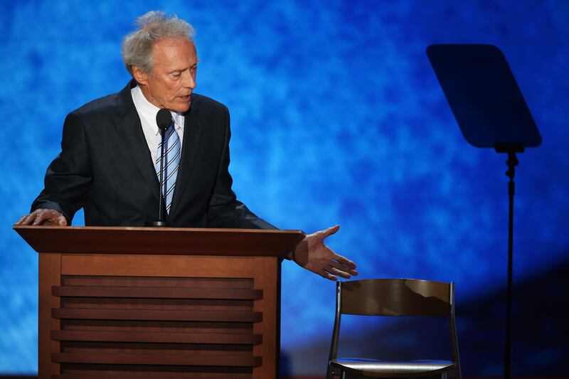 articles/2012/08/31/clint-eastwood-hijacks-mitt-romney-s-moment-at-the-gop-convention/clint-eastwood-kurtz-tease_iaabft