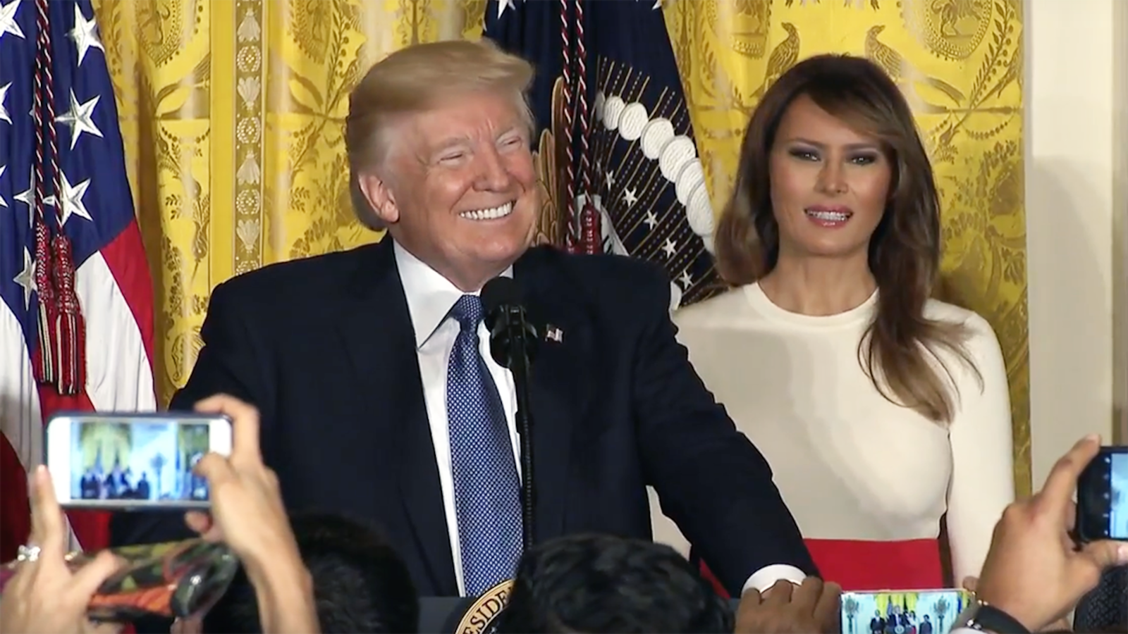 president-donald-trump-puerto-rico-accent-awkward_a9lqci