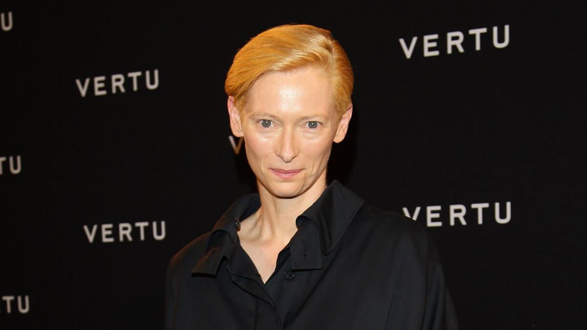 articles/2011/10/29/horoscopes-october-30-november-5-2011/tilda-swinton-horoscopes-starsky_ahssm3