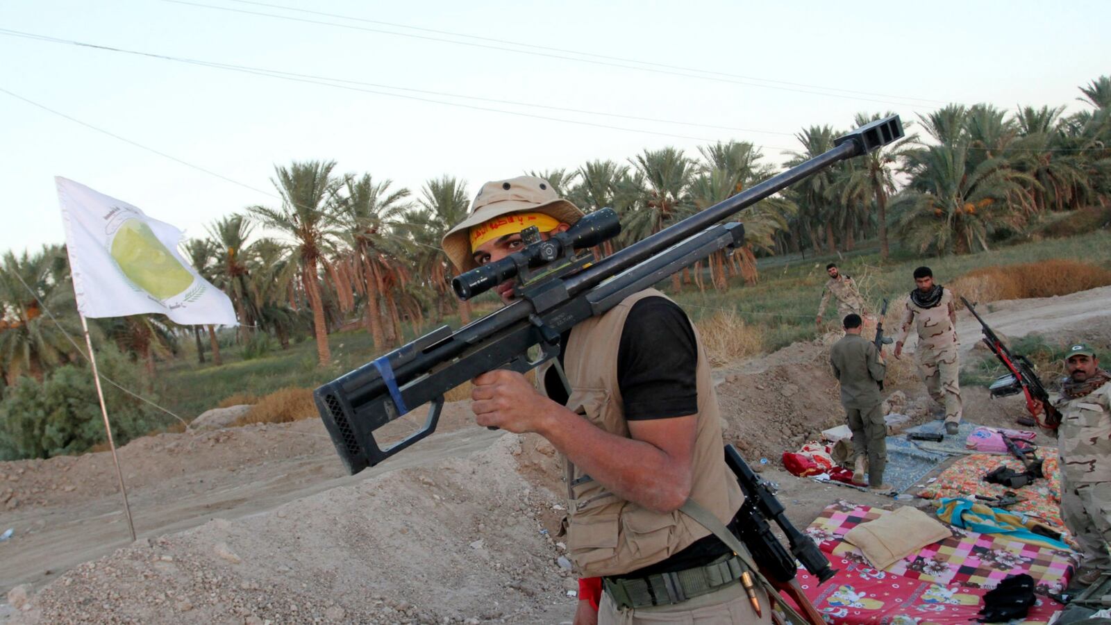 cheats/2014/10/26/iraqi-forces-make-gains-against-isis/141026-iraq-cheat_fyins7