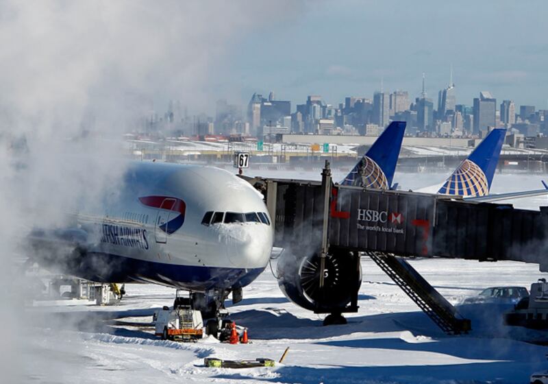 galleries/2010/12/26/blizzard-hits-the-northeast/snow-update-6_cc6hrd