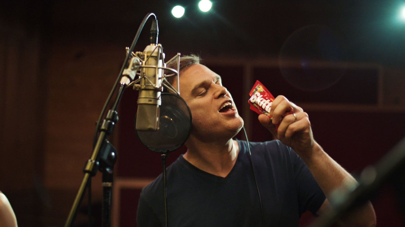 190201-skittles-tease_mzlcv9