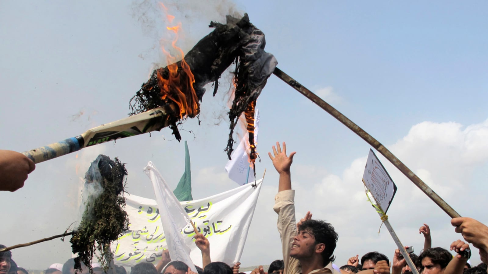 articles/2012/09/17/leslie-h-gelb-on-the-mysteries-of-the-middle-east-riots/obama-middle-east-gelb-tease_d0dcf5