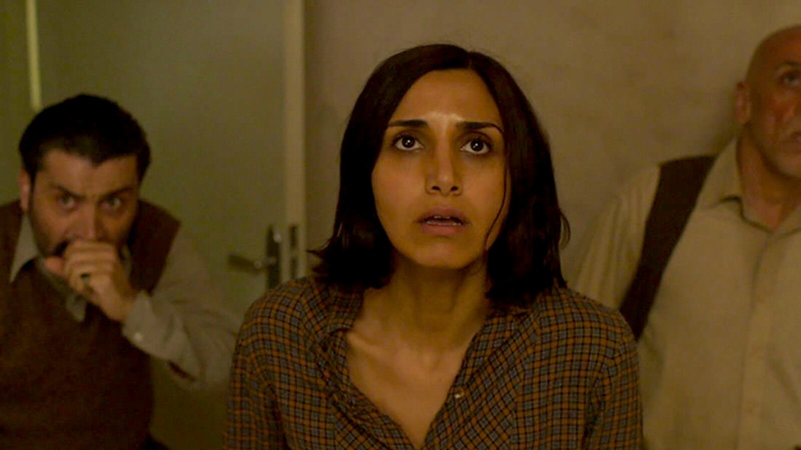 articles/2016/10/05/under-the-shadow-is-this-year-s-the-babadook-a-spooky-feminist-horror-story/161004-yamato-under-the-shadow-tease2_lvambp