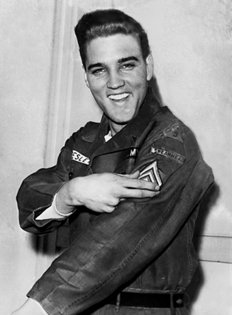 galleries/2012/05/28/elvis-presley-clint-eastwood-more-stars-who-served-in-the-military-photos/elvis-presley-stars-who-served-military_bn7nie